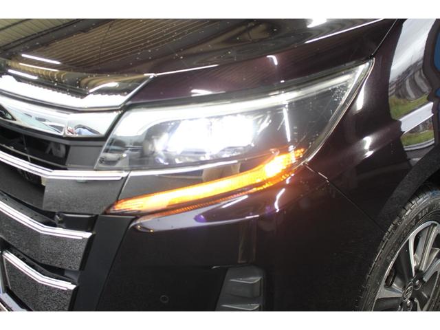 ノア Ｓｉ　ワンオーナー／禁煙／衝突軽減／両側パワースライドドア／パーキングアシスト／クリアランスソナー／ＥＴＣ／バックカメラ／純正１６インチアルミ／純正ＳＤナビ／Ｂｌｕｅｔｏｏｔｈ／純正１２．１型後席モニター（30枚目）