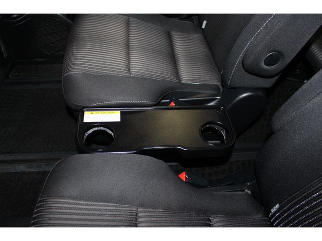 ノア Ｓｉ　ワンオーナー／禁煙／衝突軽減／両側パワースライドドア／パーキングアシスト／クリアランスソナー／ＥＴＣ／バックカメラ／純正１６インチアルミ／純正ＳＤナビ／Ｂｌｕｅｔｏｏｔｈ／純正１２．１型後席モニター（49枚目）