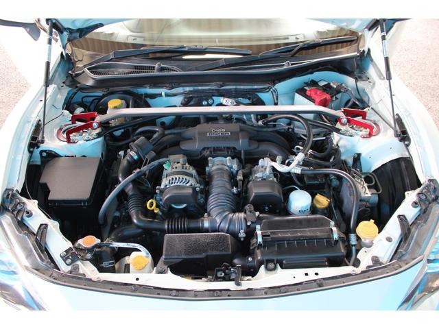 【錆の少ないエンジン部分】納車前にはしっかりと整備をさせて頂きます。ご不明点やご来店のお際は是非お電話でご連絡下さい！