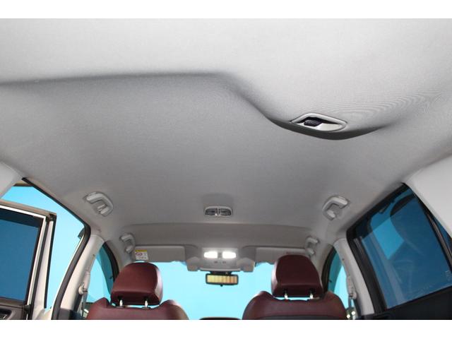 レヴォーグ ２．０ＳＴＩスポーツアイサイト　禁煙車／寒冷地仕様／４ＷＤ／アイサイトツーリングアシスト／アイサイトセーフティプラス／ブラインドスポットモニター／衝突軽減／レーダークルーズコントロール／レーンアシスト／シートメモリー／パドルシフト（10枚目）