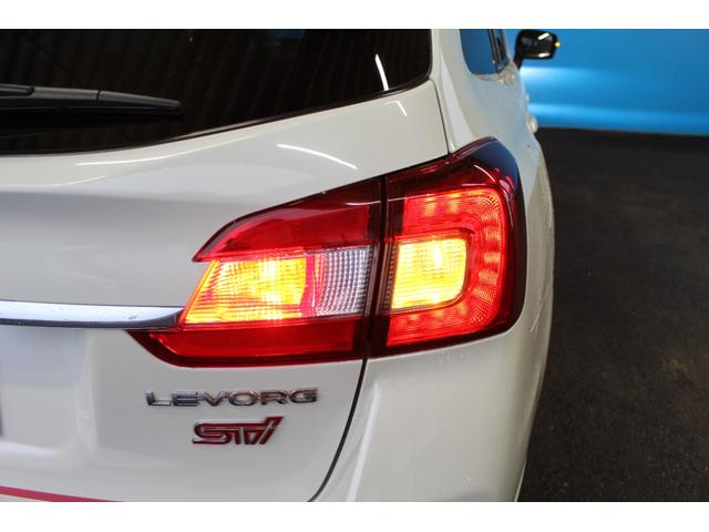 レヴォーグ ２．０ＳＴＩスポーツアイサイト　禁煙車／寒冷地仕様／４ＷＤ／アイサイトツーリングアシスト／アイサイトセーフティプラス／ブラインドスポットモニター／衝突軽減／レーダークルーズコントロール／レーンアシスト／シートメモリー／パドルシフト（30枚目）