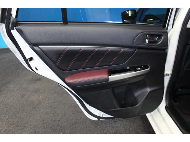 レヴォーグ ２．０ＳＴＩスポーツアイサイト　禁煙車／寒冷地仕様／４ＷＤ／アイサイトツーリングアシスト／アイサイトセーフティプラス／ブラインドスポットモニター／衝突軽減／レーダークルーズコントロール／レーンアシスト／シートメモリー／パドルシフト（42枚目）