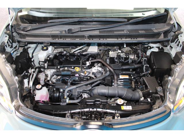 シエンタ ハイブリッドＺ　禁煙車／全周囲カメラ／三列シート／ウォークスルー／セーフティセンス／両側電動スライドドア／レーダークルーズコントロール／ＬＥＤ／レーンアシスト／オートマチックハイビーム／ブルートゥース／フルセグ（9枚目）