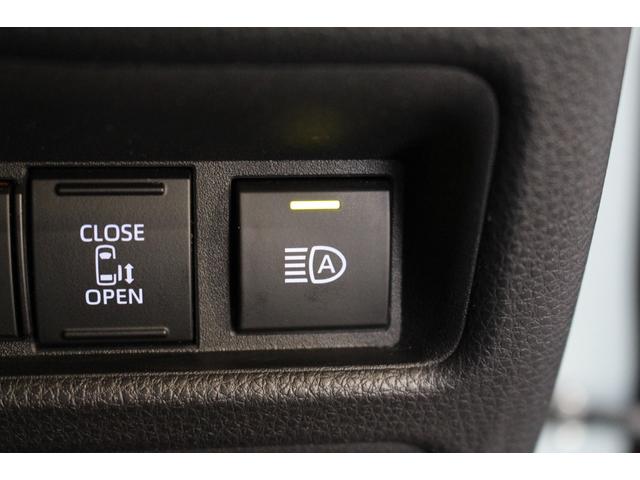 シエンタ ハイブリッドＺ　禁煙車／全周囲カメラ／三列シート／ウォークスルー／セーフティセンス／両側電動スライドドア／レーダークルーズコントロール／ＬＥＤ／レーンアシスト／オートマチックハイビーム／ブルートゥース／フルセグ（13枚目）