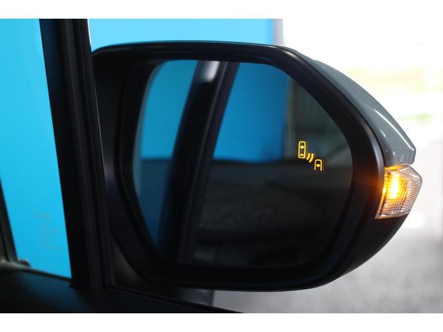 シエンタ ハイブリッドＺ　禁煙車／全周囲カメラ／三列シート／ウォークスルー／セーフティセンス／両側電動スライドドア／レーダークルーズコントロール／ＬＥＤ／レーンアシスト／オートマチックハイビーム／ブルートゥース／フルセグ（16枚目）