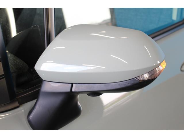 シエンタ ハイブリッドＺ　禁煙車／全周囲カメラ／三列シート／ウォークスルー／セーフティセンス／両側電動スライドドア／レーダークルーズコントロール／ＬＥＤ／レーンアシスト／オートマチックハイビーム／ブルートゥース／フルセグ（26枚目）