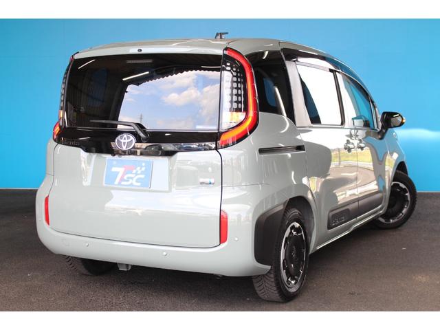 シエンタ ハイブリッドＺ　禁煙車／全周囲カメラ／三列シート／ウォークスルー／セーフティセンス／両側電動スライドドア／レーダークルーズコントロール／ＬＥＤ／レーンアシスト／オートマチックハイビーム／ブルートゥース／フルセグ（36枚目）