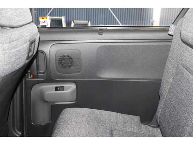 シエンタ ハイブリッドＺ　禁煙車／全周囲カメラ／三列シート／ウォークスルー／セーフティセンス／両側電動スライドドア／レーダークルーズコントロール／ＬＥＤ／レーンアシスト／オートマチックハイビーム／ブルートゥース／フルセグ（45枚目）