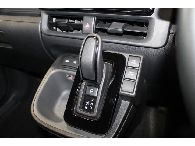 シエンタ ハイブリッドＺ　禁煙車／全周囲カメラ／三列シート／ウォークスルー／セーフティセンス／両側電動スライドドア／レーダークルーズコントロール／ＬＥＤ／レーンアシスト／オートマチックハイビーム／ブルートゥース／フルセグ（61枚目）