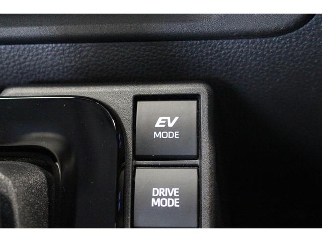 シエンタ ハイブリッドＺ　禁煙車／全周囲カメラ／三列シート／ウォークスルー／セーフティセンス／両側電動スライドドア／レーダークルーズコントロール／ＬＥＤ／レーンアシスト／オートマチックハイビーム／ブルートゥース／フルセグ（62枚目）