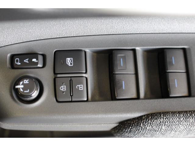 シエンタ ハイブリッドＺ　禁煙車／全周囲カメラ／三列シート／ウォークスルー／セーフティセンス／両側電動スライドドア／レーダークルーズコントロール／ＬＥＤ／レーンアシスト／オートマチックハイビーム／ブルートゥース／フルセグ（67枚目）