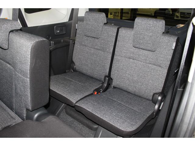 シエンタ ハイブリッドＺ　禁煙／パノラミックビューモニター／１０．５インチディスプレイオーディオ／フリップダウンモニター／クリアランスソナー／社外ミラー型ＴＺドラレコ／両側パワースライドドア／ブラインドスポットモニター／ＥＴＣ（11枚目）