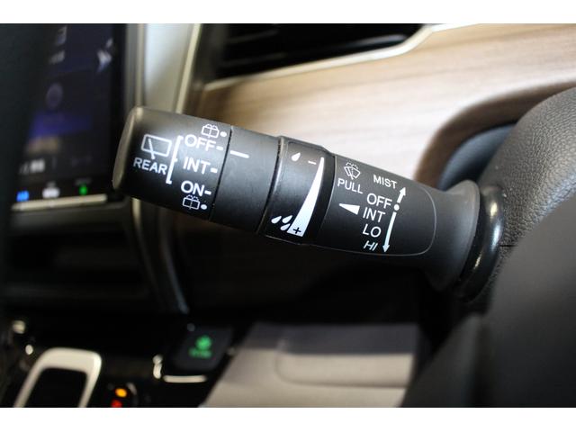 フリードハイブリッド ハイブリッド・Ｇホンダセンシング　禁煙車／後期型／１オーナー／Ｃパッケージ／ホンダセンシング／両側電動スライドドア／レーダークルーズコントロール／レーンアシスト／クリアランソナー／オートマチックハイビーム／ウォークスルー／寒冷地仕様（33枚目）