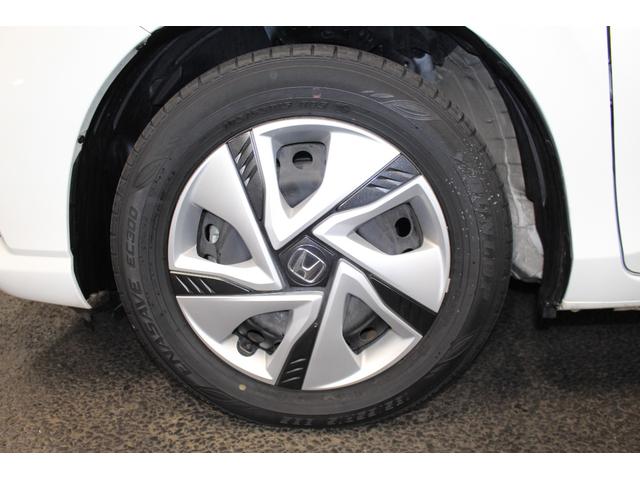 フリードハイブリッド ハイブリッド・Ｇホンダセンシング　禁煙車／後期型／１オーナー／Ｃパッケージ／ホンダセンシング／両側電動スライドドア／レーダークルーズコントロール／レーンアシスト／クリアランソナー／オートマチックハイビーム／ウォークスルー／寒冷地仕様（59枚目）