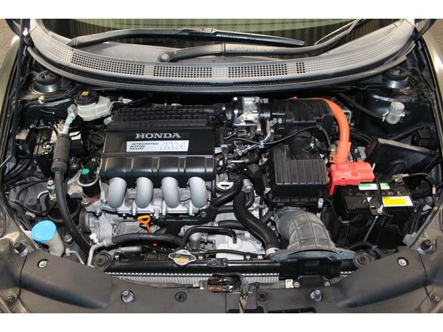 ＣＲ－Ｚ α　禁煙車／寒冷地仕様／クルーズコントロール／デジタルインナーミラー型ドラレコ／パークアシスト／社外７ＡＷ／バックカメラ／オートライト／ミュージックプレイヤー接続／キーレス／スマートキー／電動格納ミラー（10枚目）