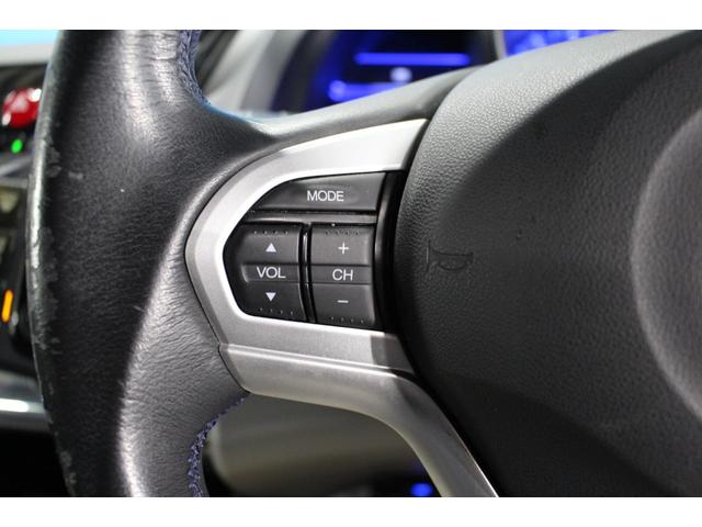 ＣＲ－Ｚ α　禁煙車／寒冷地仕様／クルーズコントロール／デジタルインナーミラー型ドラレコ／パークアシスト／社外７ＡＷ／バックカメラ／オートライト／ミュージックプレイヤー接続／キーレス／スマートキー／電動格納ミラー（18枚目）