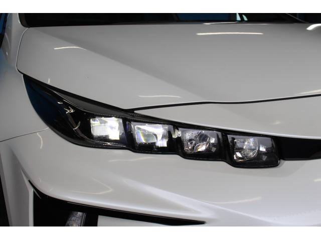 【ＬＥＤライト】通常のハロゲンライトに比べて何倍も明るく暗い夜道も安心です！消費電力が少ないのでバッテリーの負担も少なく、白く明るいライトは見た目もスタイリッシュです！