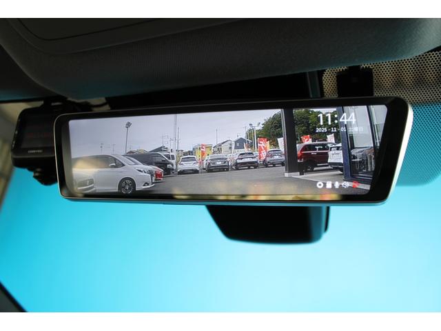 是非一度実車をご覧になって頂きたいと思います！弊社スタッフが明るくご案内いたします！ご不明点やご来店のお際は是非お電話でご連絡下さい！無料電話番号は０２９−８２８−５３３１です！！