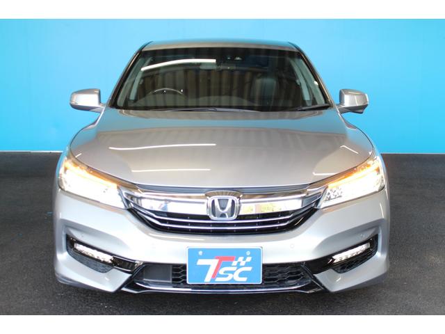 アコードハイブリッド ＥＸ　ＴＥＩＮ車高調／ホンダセンシング／純正ナビ／バックカメラ／ＥＴＣ／シートメモリー／シートヒーター／ドライブレコーダー／ＬＥＤヘッドライト／禁煙／レーダークルーズコントロール／ブルートゥース接続／（18枚目）