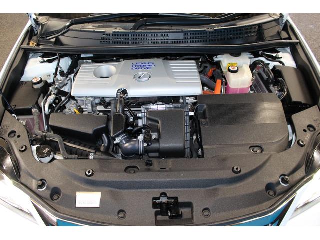 ＣＴ ＣＴ２００ｈ　Ｆスポーツ　禁煙車／サンルーフ／レーダークルーズコントロール／レーンアシスト／オートマチックハイビーム／衝突軽減／ＬＥＤ／社外１８ＡＷ／パークアシスト／シートヒーター／バックカメラ／ブルートゥース／ＥＴＣ２．０（11枚目）