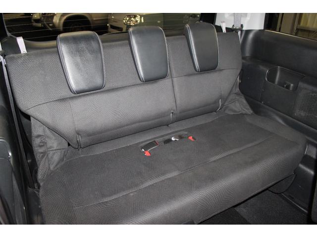 ステップワゴンスパーダ Ｚ　クールスピリット　後席モニター／パナソニック９インチナビ／両側電動スライド／禁煙／ドラレコ／ＥＴＣ／バックカメラ／オートクルーズコントロール／アダクティブコーナリングライト／寒冷地仕様／純正１７インチＡＷ／ＨＩＤライト（8枚目）