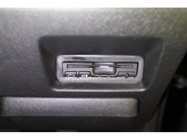 ステップワゴンスパーダ Ｚ　クールスピリット　後席モニター／パナソニック９インチナビ／両側電動スライド／禁煙／ドラレコ／ＥＴＣ／バックカメラ／オートクルーズコントロール／アダクティブコーナリングライト／寒冷地仕様／純正１７インチＡＷ／ＨＩＤライト（16枚目）