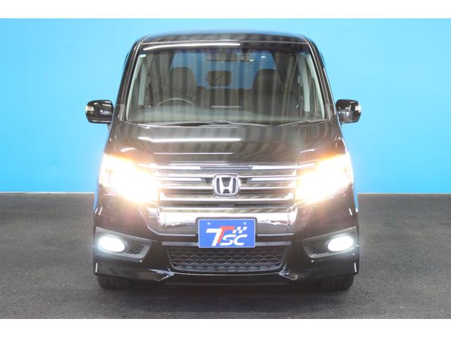 ステップワゴンスパーダ Ｚ　クールスピリット　後席モニター／パナソニック９インチナビ／両側電動スライド／禁煙／ドラレコ／ＥＴＣ／バックカメラ／オートクルーズコントロール／アダクティブコーナリングライト／寒冷地仕様／純正１７インチＡＷ／ＨＩＤライト（17枚目）