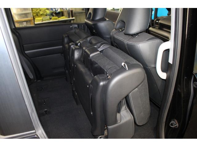 ステップワゴンスパーダ Ｚ　クールスピリット　後席モニター／パナソニック９インチナビ／両側電動スライド／禁煙／ドラレコ／ＥＴＣ／バックカメラ／オートクルーズコントロール／アダクティブコーナリングライト／寒冷地仕様／純正１７インチＡＷ／ＨＩＤライト（27枚目）