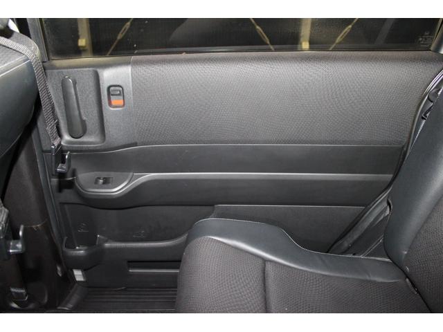 ステップワゴンスパーダ Ｚ　クールスピリット　後席モニター／パナソニック９インチナビ／両側電動スライド／禁煙／ドラレコ／ＥＴＣ／バックカメラ／オートクルーズコントロール／アダクティブコーナリングライト／寒冷地仕様／純正１７インチＡＷ／ＨＩＤライト（28枚目）