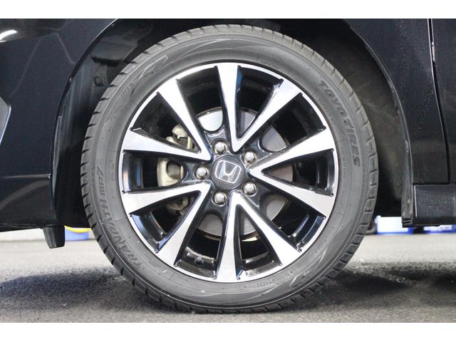 ステップワゴンスパーダ Ｚ　クールスピリット　後席モニター／パナソニック９インチナビ／両側電動スライド／禁煙／ドラレコ／ＥＴＣ／バックカメラ／オートクルーズコントロール／アダクティブコーナリングライト／寒冷地仕様／純正１７インチＡＷ／ＨＩＤライト（69枚目）