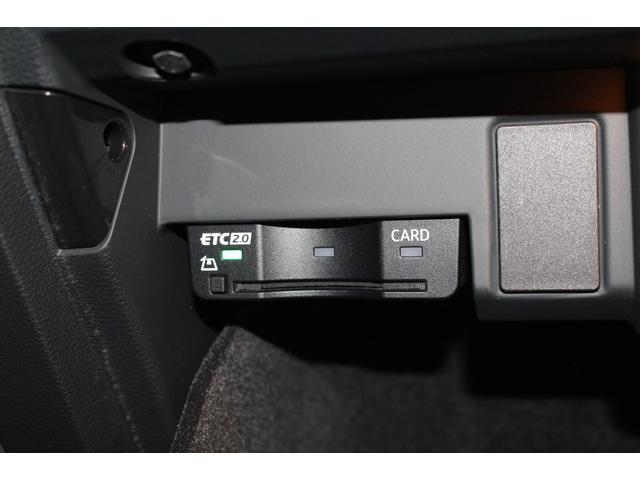 Ａ５スポーツバック ４５ＴＦＳＩクワトロ　スポーツＳライン　禁煙／マトリクスＬＥＤ／バーチャルコックピット／サラウンドビューモニター／純正ナビ／衝突軽減／アダクティブクルーズ／クリアランスソナー／半革シート／シートヒーター／純正１８インチスポークＡＷ／ＥＴＣ（27枚目）