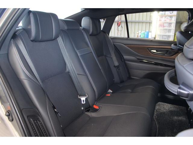 クラウン Ｚ　禁煙車／セーフティセンス／黒革シート／純正１２．３インチディスプレイオーディオ／全周囲カメラ／フルセグ／デジタルインナーミラー／レーダークルーズコントロール／シートベンチレーション／ＢＳＭ／ＥＴＣ（8枚目）