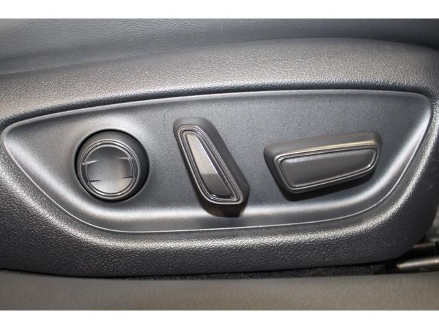 クラウン Ｚ　禁煙車／セーフティセンス／黒革シート／純正１２．３インチディスプレイオーディオ／全周囲カメラ／フルセグ／デジタルインナーミラー／レーダークルーズコントロール／シートベンチレーション／ＢＳＭ／ＥＴＣ（24枚目）