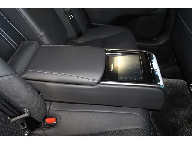 クラウン Ｚ　禁煙車／セーフティセンス／黒革シート／純正１２．３インチディスプレイオーディオ／全周囲カメラ／フルセグ／デジタルインナーミラー／レーダークルーズコントロール／シートベンチレーション／ＢＳＭ／ＥＴＣ（53枚目）