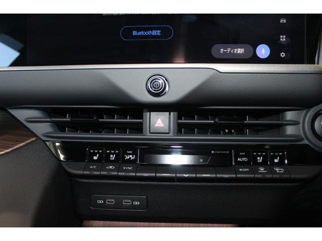 クラウン Ｚ　禁煙車／セーフティセンス／黒革シート／純正１２．３インチディスプレイオーディオ／全周囲カメラ／フルセグ／デジタルインナーミラー／レーダークルーズコントロール／シートベンチレーション／ＢＳＭ／ＥＴＣ（60枚目）