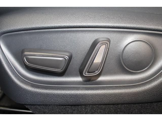 クラウン Ｚ　禁煙車／セーフティセンス／黒革シート／純正１２．３インチディスプレイオーディオ／全周囲カメラ／フルセグ／デジタルインナーミラー／レーダークルーズコントロール／シートベンチレーション／ＢＳＭ／ＥＴＣ（78枚目）