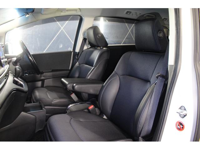 オデッセイハイブリッド ｅ：ＨＥＶアブソルート・ＥＸ　純正９インチナビ／全周囲カメラ／禁煙／両側電動スライドドア／ホンダセンシング／パワーバックドア／シートヒーター／アダプティブクルーズコントロール／ドラレコ／ＬＥＤヘッドライト／ＨＤＭＩ接続／ＥＴＣ／（25枚目）