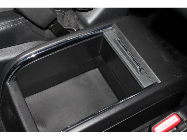 オデッセイハイブリッド ｅ：ＨＥＶアブソルート・ＥＸ　純正９インチナビ／全周囲カメラ／禁煙／両側電動スライドドア／ホンダセンシング／パワーバックドア／シートヒーター／アダプティブクルーズコントロール／ドラレコ／ＬＥＤヘッドライト／ＨＤＭＩ接続／ＥＴＣ／（58枚目）