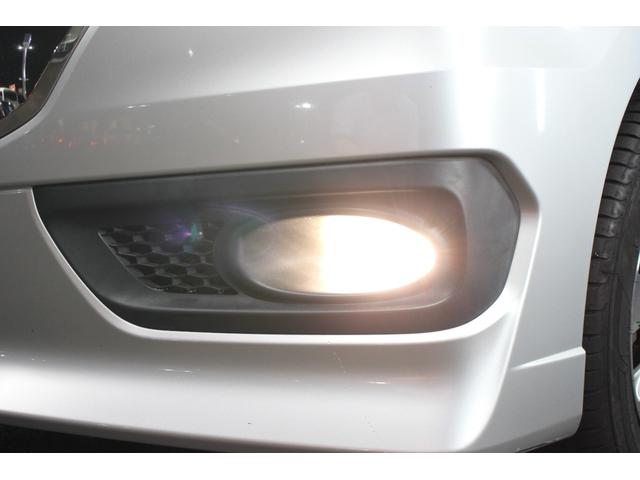 ステップワゴンスパーダ Ｚ　純正９インチナビ／両側電動スライドドア／禁煙／バックカメラ／コンフォートビューＰｋｇ／パドルシフト／ステアリングリモコン／ＨＩＤヘッドライト／アイドリングストップ／３列シート／純正１６インチＡＷ／（58枚目）