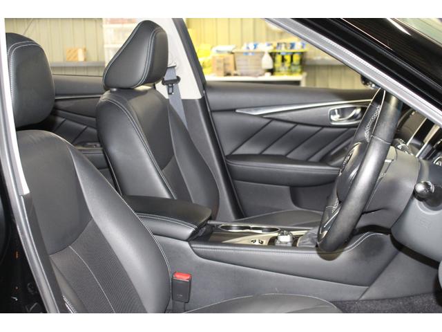 スカイライン ＧＴ　タイプＰ　禁煙車／全方位運転支援システム／黒革シート／サンルーフ／ＬＥＤヘッドライト／純正ナビ／フルセグ／Ｂｌｕｅｔｏｏｔｈ／ドラレコ／パワーシート／シートヒーター／オートライト／ＥＴＣ／ソナー／ターボ／フォグ（7枚目）