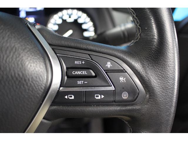 スカイライン ＧＴ　タイプＰ　禁煙車／全方位運転支援システム／黒革シート／サンルーフ／ＬＥＤヘッドライト／純正ナビ／フルセグ／Ｂｌｕｅｔｏｏｔｈ／ドラレコ／パワーシート／シートヒーター／オートライト／ＥＴＣ／ソナー／ターボ／フォグ（13枚目）