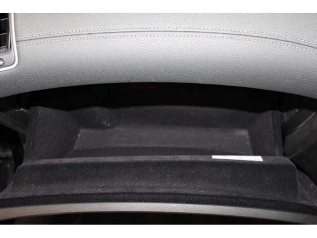 スカイライン ＧＴ　タイプＰ　禁煙車／全方位運転支援システム／黒革シート／サンルーフ／ＬＥＤヘッドライト／純正ナビ／フルセグ／Ｂｌｕｅｔｏｏｔｈ／ドラレコ／パワーシート／シートヒーター／オートライト／ＥＴＣ／ソナー／ターボ／フォグ（50枚目）