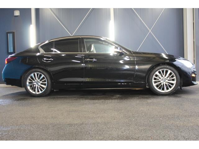 スカイライン ＧＴ　タイプＰ　禁煙車／全方位運転支援システム／黒革シート／サンルーフ／ＬＥＤヘッドライト／純正ナビ／フルセグ／Ｂｌｕｅｔｏｏｔｈ／ドラレコ／パワーシート／シートヒーター／オートライト／ＥＴＣ／ソナー／ターボ／フォグ（61枚目）