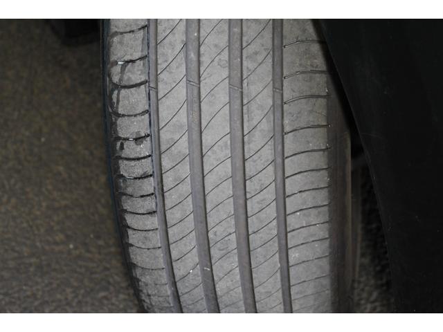 エルグランド 250ハイウェイスターS アーバンクロム 純正10インチナビ/全周囲カメラ/両側電動スライドドア/禁煙/360度セーフティアシスト/アダクティブクルーズコントロール/ドラレコ/ETC/フルセグ/ハーフレザーシート/プッシュスタート/オットマン(22枚目)