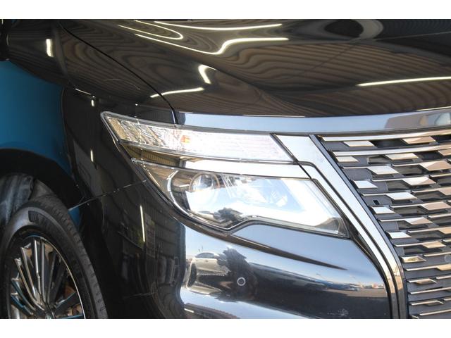 エルグランド 250ハイウェイスターS アーバンクロム 純正10インチナビ/全周囲カメラ/両側電動スライドドア/禁煙/360度セーフティアシスト/アダクティブクルーズコントロール/ドラレコ/ETC/フルセグ/ハーフレザーシート/プッシュスタート/オットマン(25枚目)