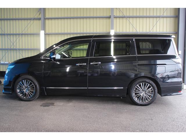 エルグランド 250ハイウェイスターS アーバンクロム 純正10インチナビ/全周囲カメラ/両側電動スライドドア/禁煙/360度セーフティアシスト/アダクティブクルーズコントロール/ドラレコ/ETC/フルセグ/ハーフレザーシート/プッシュスタート/オットマン(35枚目)