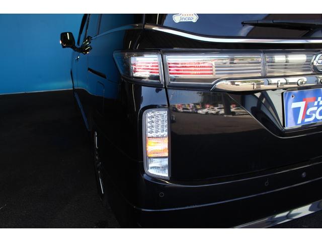 エルグランド 250ハイウェイスターS アーバンクロム 純正10インチナビ/全周囲カメラ/両側電動スライドドア/禁煙/360度セーフティアシスト/アダクティブクルーズコントロール/ドラレコ/ETC/フルセグ/ハーフレザーシート/プッシュスタート/オットマン(40枚目)