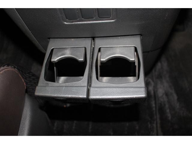 エルグランド 250ハイウェイスターS アーバンクロム 純正10インチナビ/全周囲カメラ/両側電動スライドドア/禁煙/360度セーフティアシスト/アダクティブクルーズコントロール/ドラレコ/ETC/フルセグ/ハーフレザーシート/プッシュスタート/オットマン(63枚目)