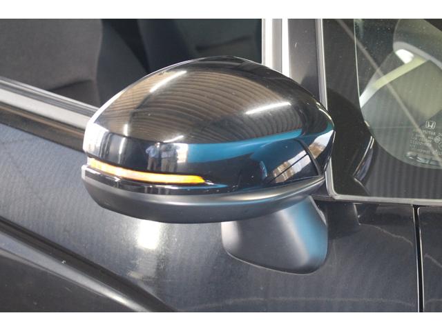 フィットハイブリッド Ｆパッケージ　禁煙車／純正ナビ／バックカメラ／フルセグ／ＬＥＤヘッドライト／ブルートゥース接続可／プッシュスタート／オートライト／ＥＴＣ／（25枚目）