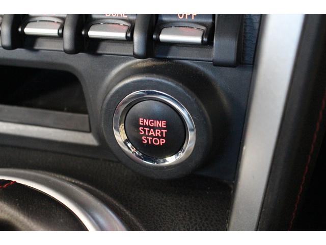 86 GT 禁煙車/6速MT車/TRDエアロ/RAYS19インチアルミホイール/HKS車高調/純正ナビ/バックカメラ/フルセグ/プッシュスタート/HIDヘッドライト/ブルートゥース接続/ETC/オートライト(20枚目)